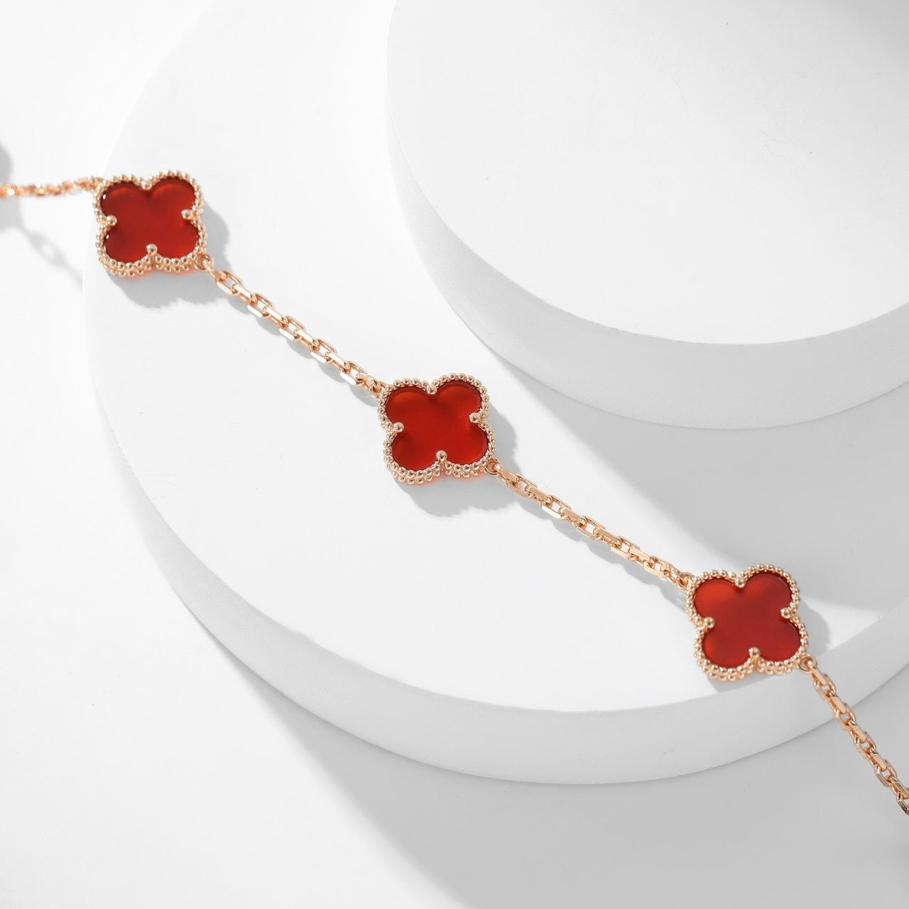 [Radiant Gem]¯CLOVER 10 MOTIFS CARNELIAN NECKLACE