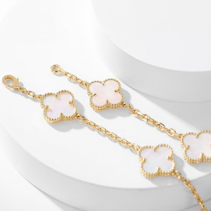 [Radiant Gem]¯CLOVER 10 MOTIFS WHITE MOTHER OF PEARL NECKLACE