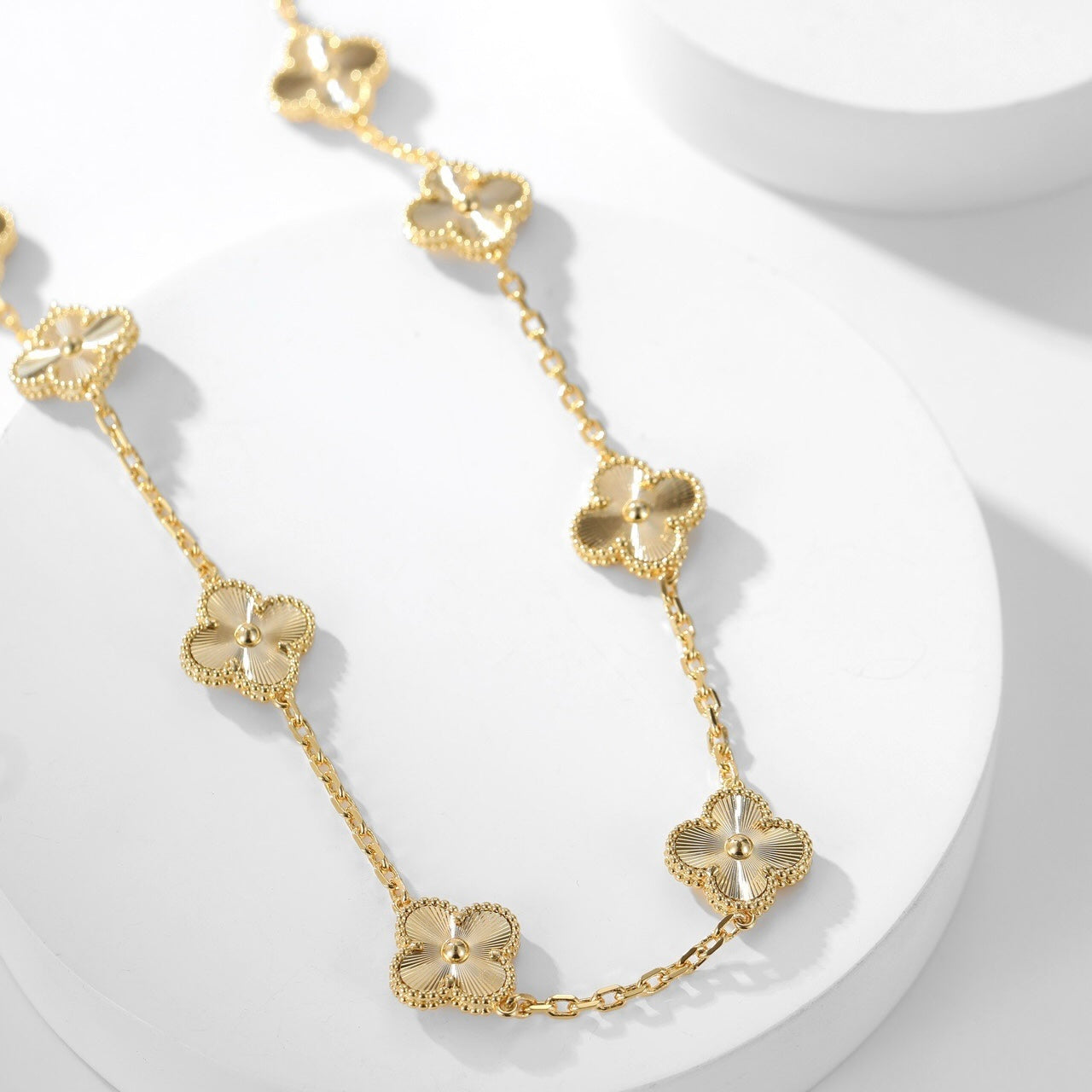 [Radiant Gem]¯CLOVER 10 MOTIFS LASER NECKLACE