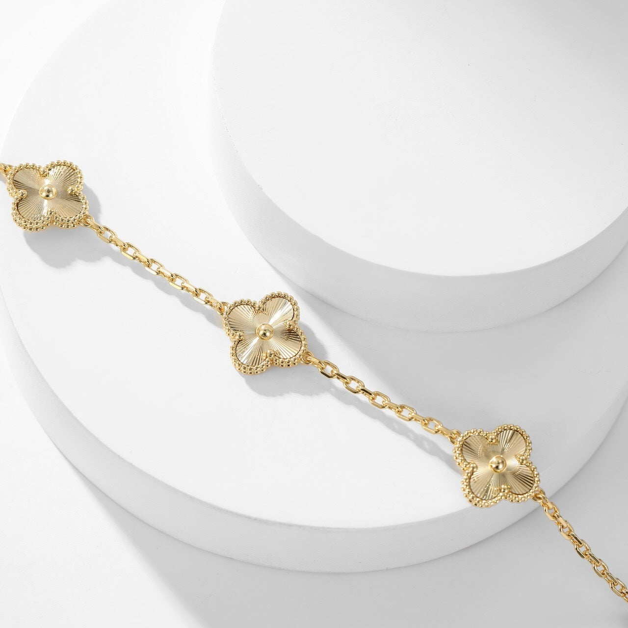 [Radiant Gem]¯CLOVER 10 MOTIFS LASER NECKLACE