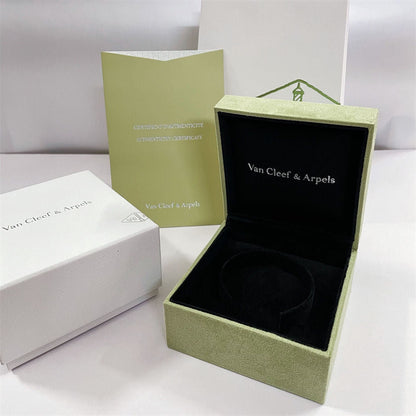 [Radiant Gem]¯VA CLOVER BRACELET NECKLACE RING BOX GIFT BAG