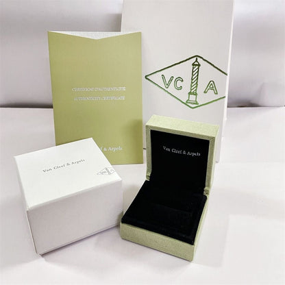 [Radiant Gem]¯VA CLOVER BRACELET NECKLACE RING BOX GIFT BAG