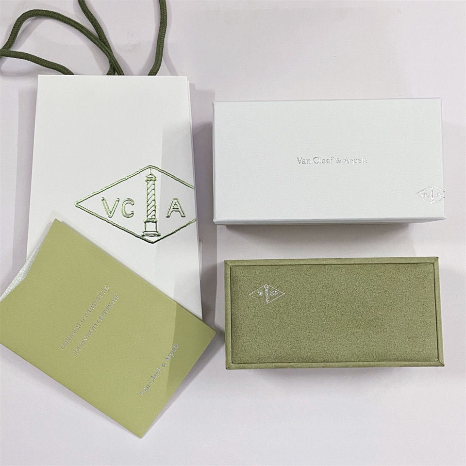 [Radiant Gem]¯VA CLOVER BRACELET NECKLACE RING BOX GIFT BAG
