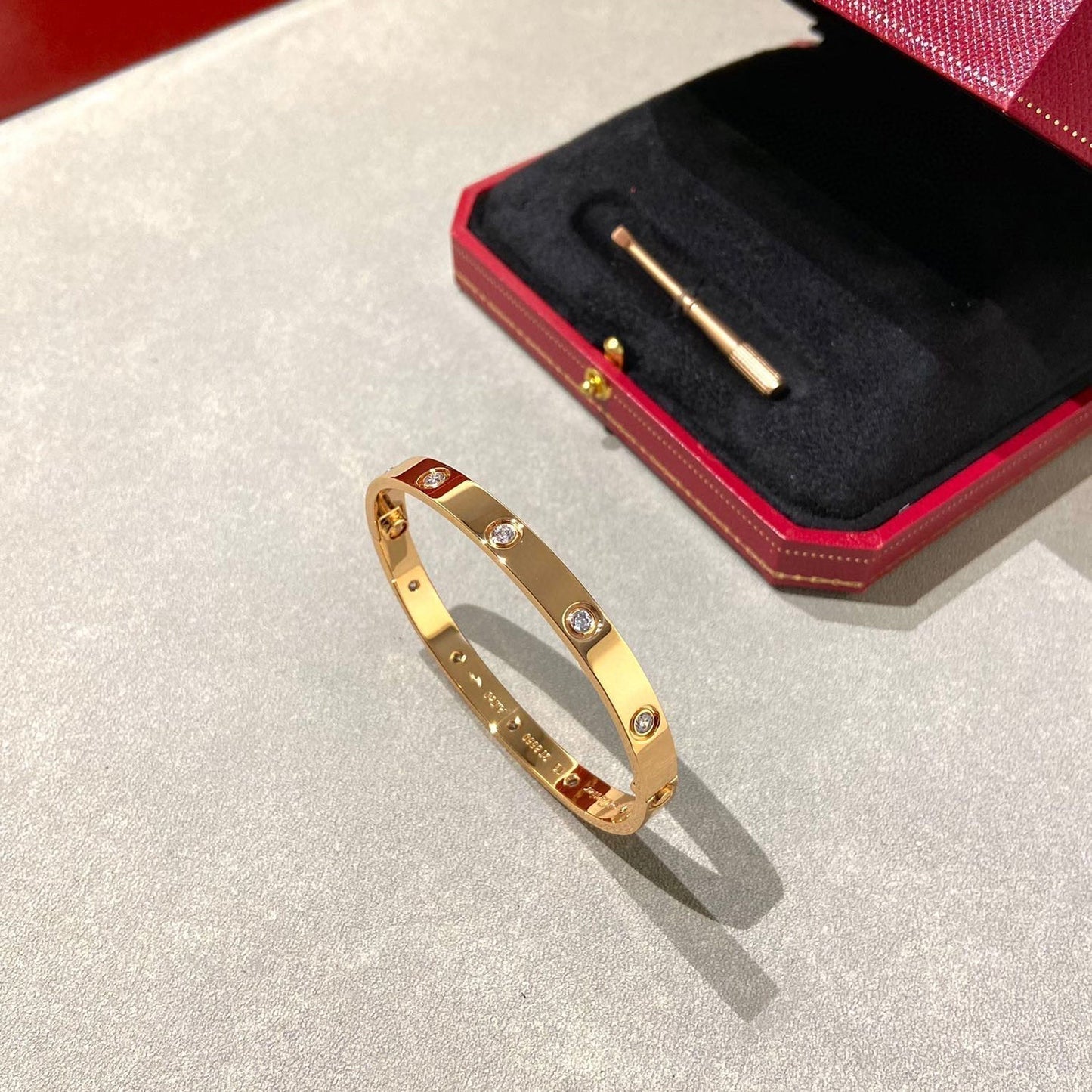 [Radiant Gem]¯LOVE BRACELET 6.1MM 10 DIAMONDS