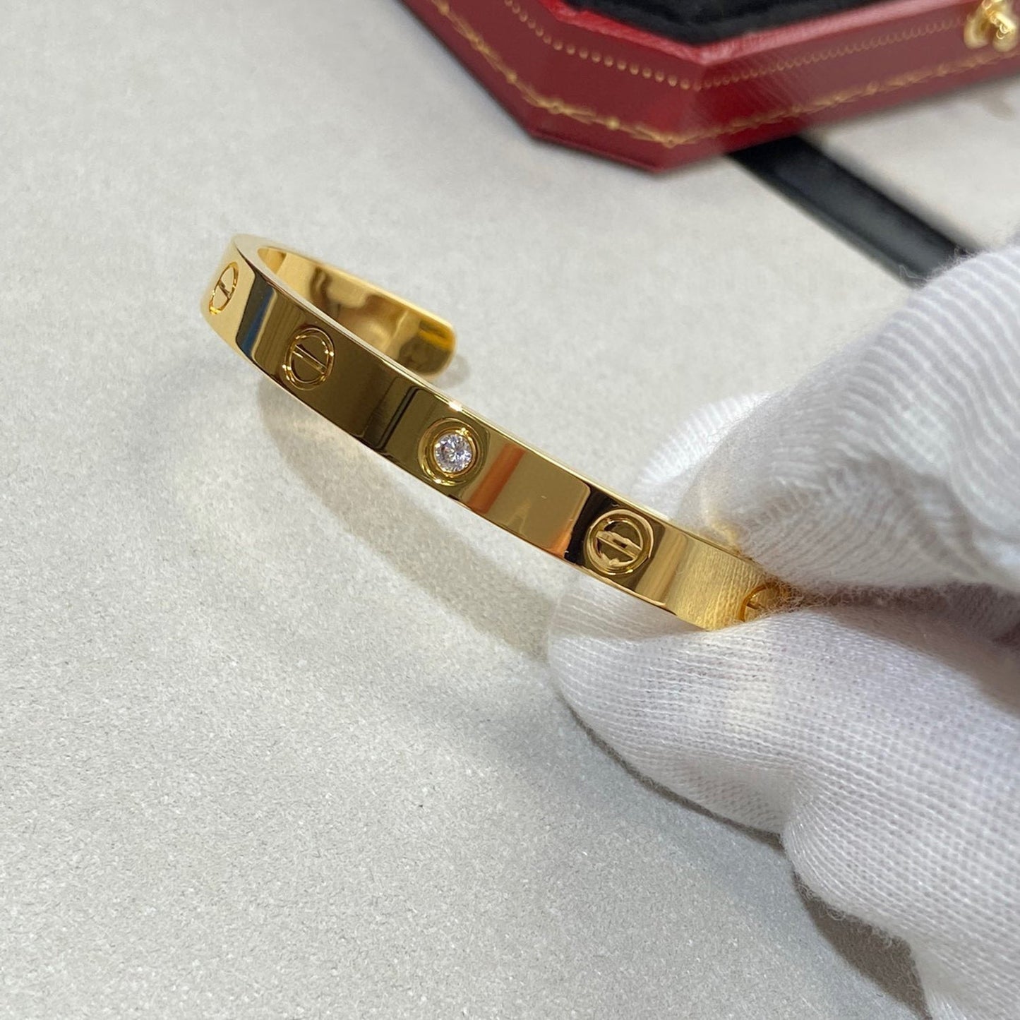 [Radiant Gem]¯LOVE BRACELET 6.1MM 1 DIAMOND OPEN CUFF
