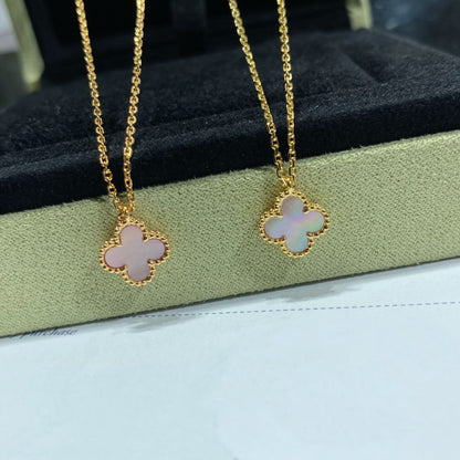 [Radiant Gem]¯CLOVER 15MM PINK MOTHER-OF-PEARL SINGLE FLOWER NECKLACE