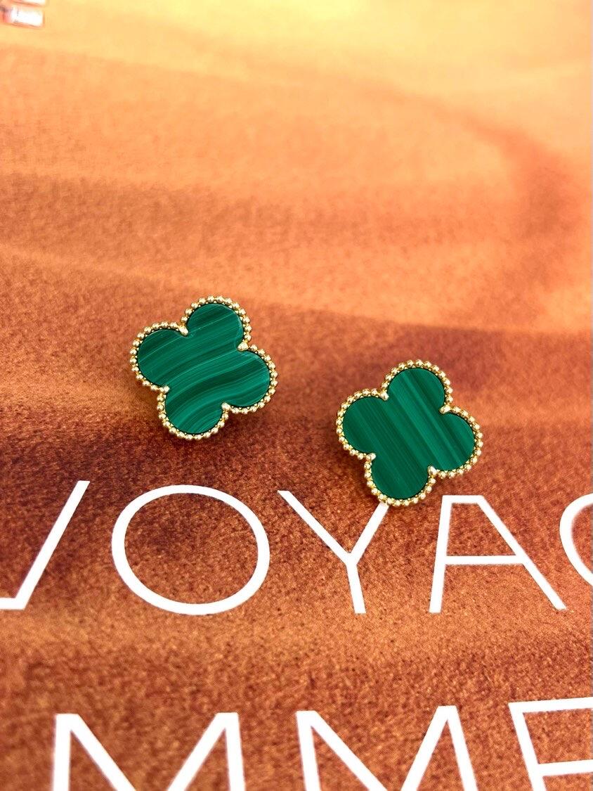 [Radiant Gem] CLOVER LARGE (20mm) 1 MOTIFS GREENER MOP STUD EARRINGS