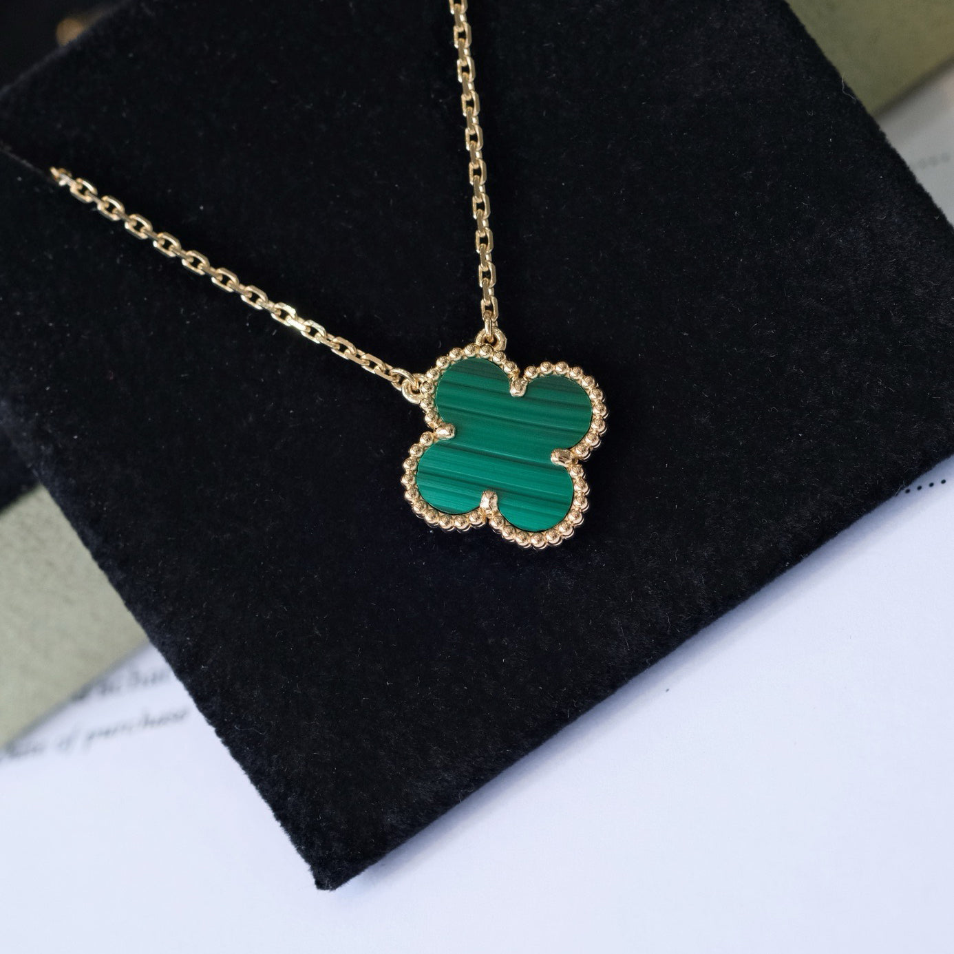 [Radiant Gem]¯CLOVER 15MM MALACHITE SINGLE FLOWER  NECKLACE