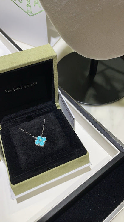 [Radiant Gem]¯CLOVER 15MM DIAMOND SVRES PORCELAIN  NECKLACE SILVER