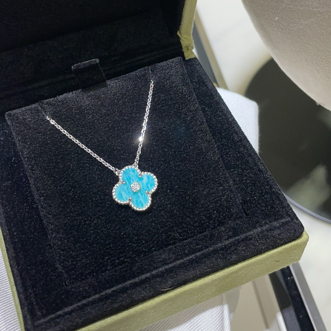 [Radiant Gem]¯CLOVER 15MM DIAMOND SVRES PORCELAIN  NECKLACE SILVER