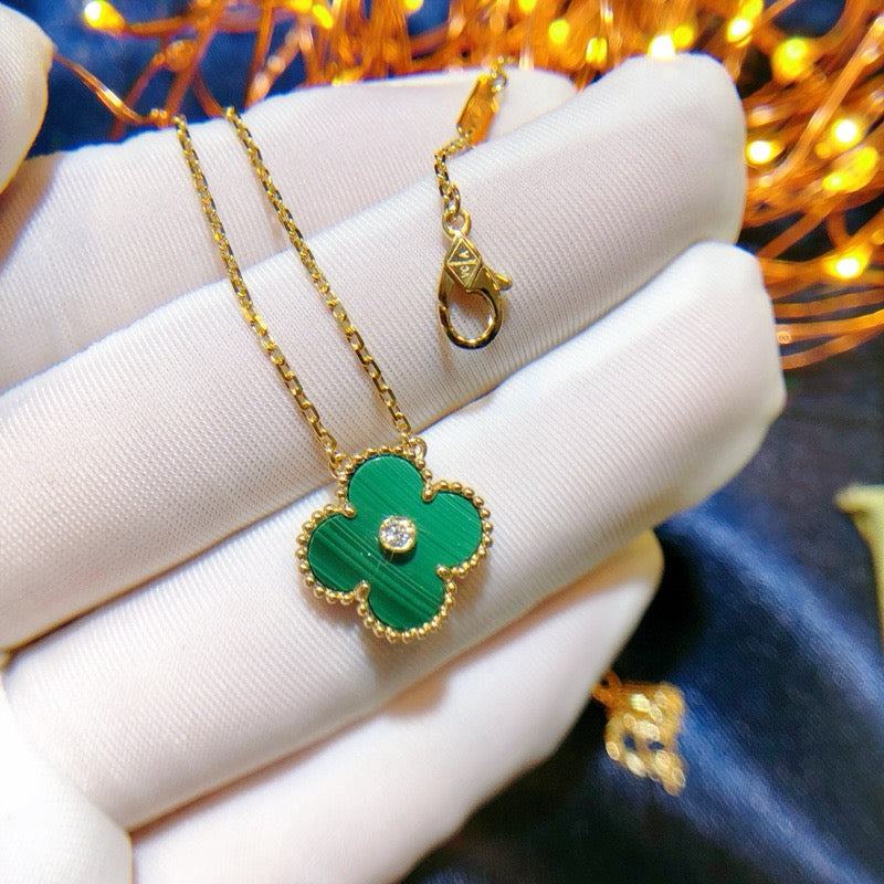 [Radiant Gem]¯CLOVER 15MM DIAMOND TURQUOISE NECKLACE