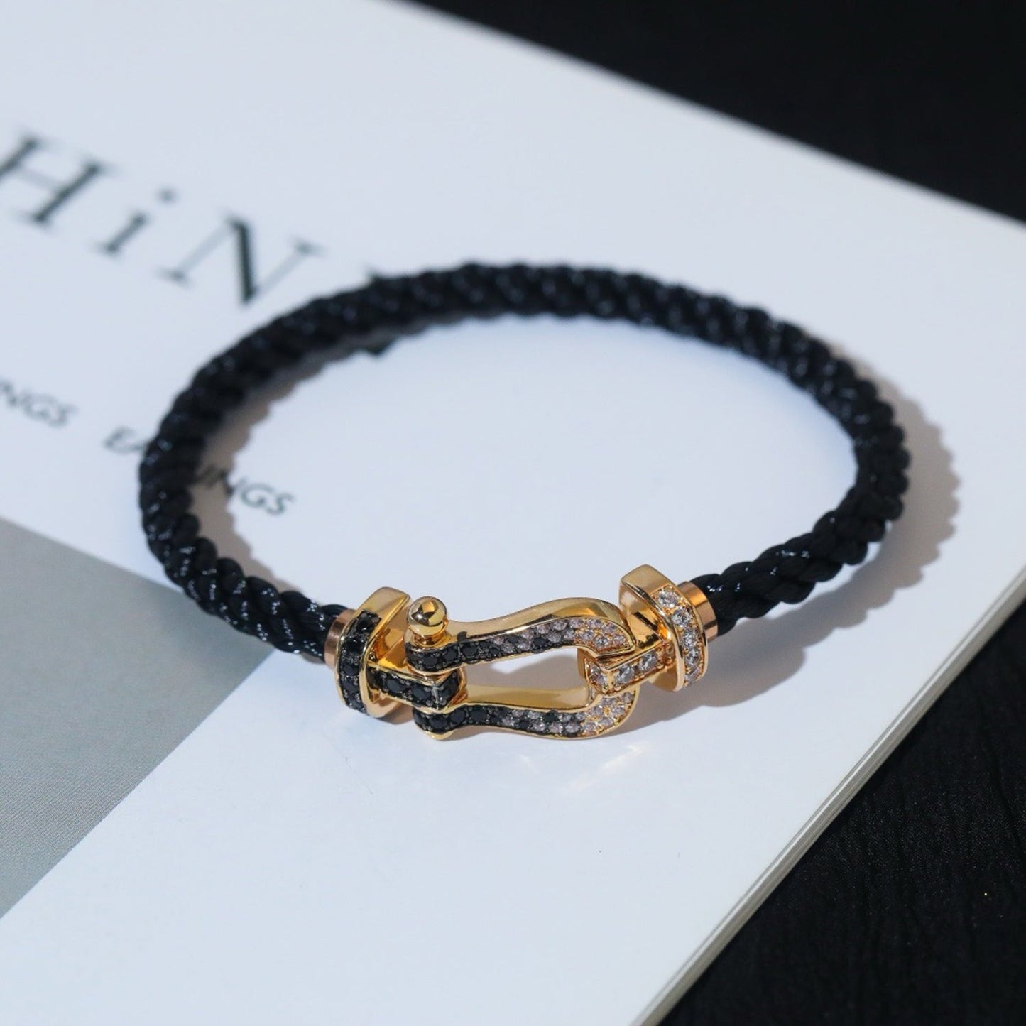 [Radiant Gem]¯FORCE LARGE HORSESHOE BLACK WHITE DIAMOND BRACELET SILVER
