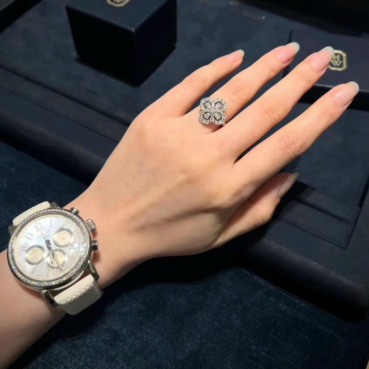[Radiant Gem]¯LOOP RING FULL MOTIF DIAMOND 16MM SILVE