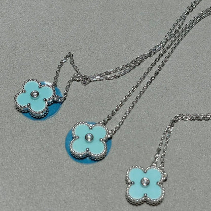 [Radiant Gem]¯CLOVER 1 DIAMOND LIGHT BLUE SILVER NECKLACE