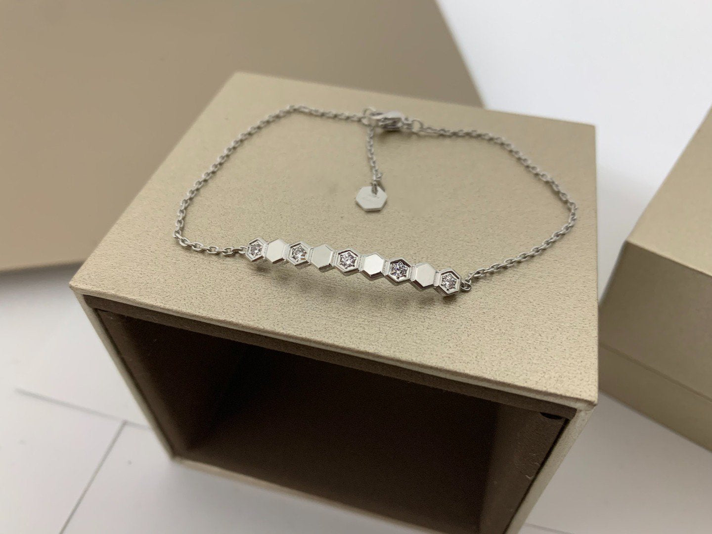 [Radiant Gem]¯BEE LOVE BRACELET DIAMOND