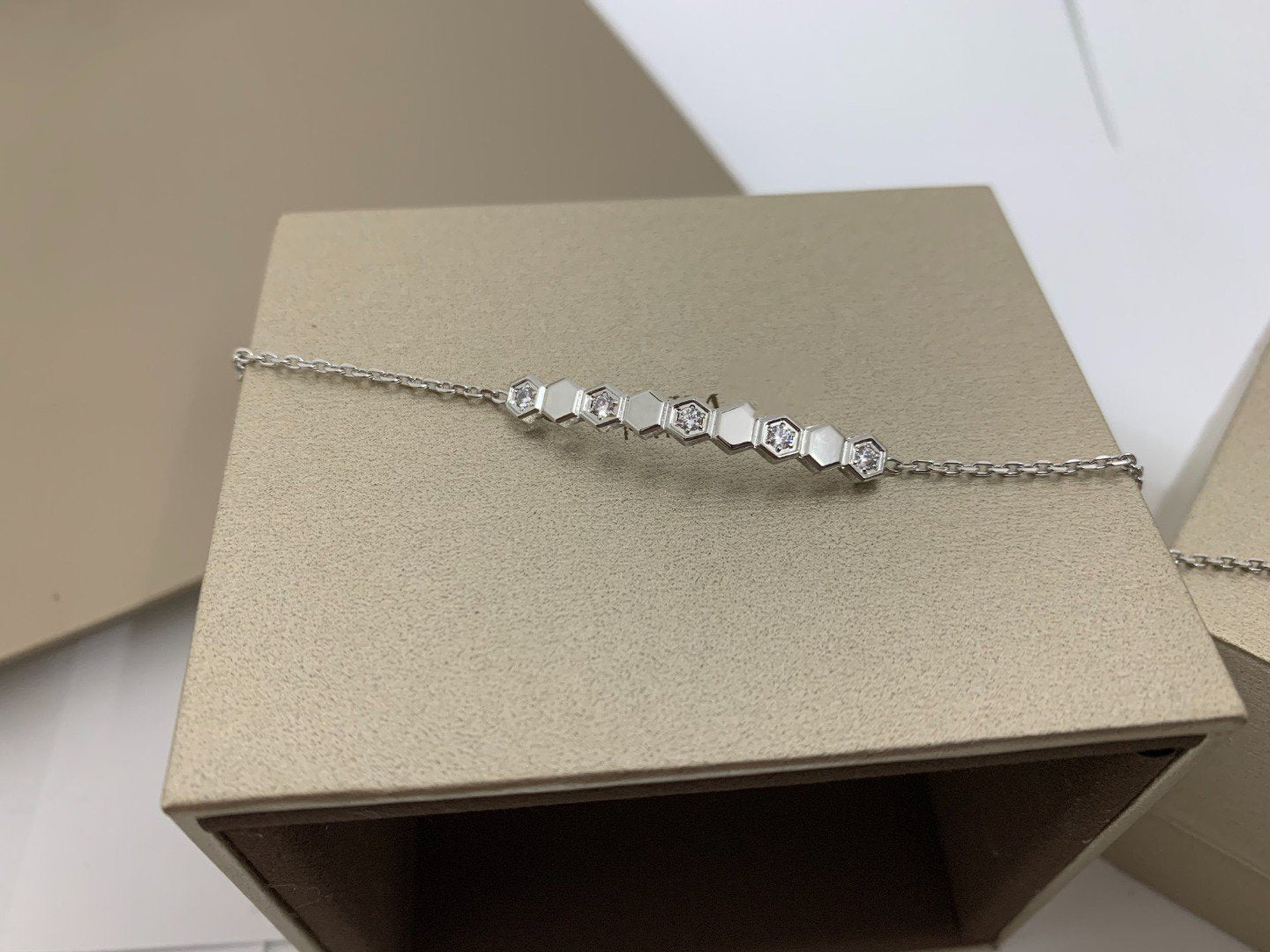 [Radiant Gem]¯BEE LOVE BRACELET DIAMOND