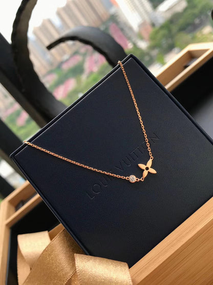[Radiant Gem]¯BLOSSOM PENDANT PINK GOLD AND DIAMOND
