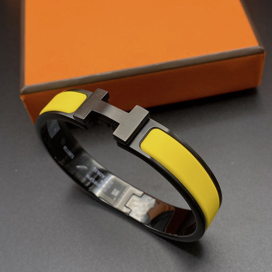 [Radiant Gem]¯CLIC HM SO BLACK YELLOW BRACELET