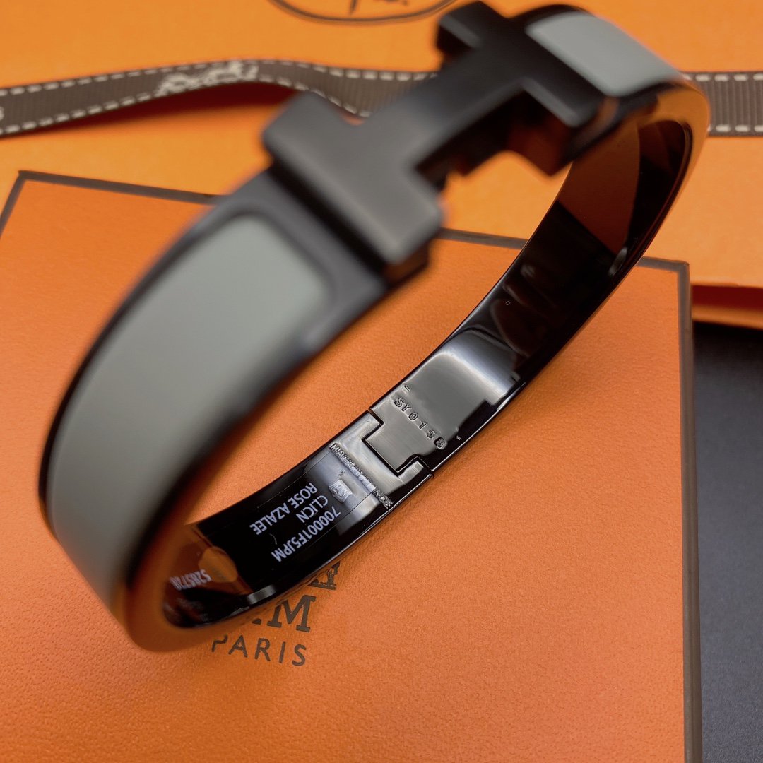 [Radiant Gem]¯CLIC HM SO BLACK GREY BRACELET