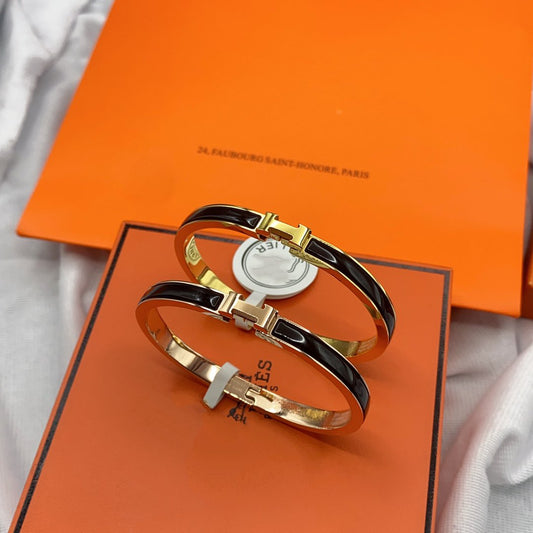 [Radiant Gem]¯CLASSIC HM CLIC BLACK 8MM ENAMEL BRACELET