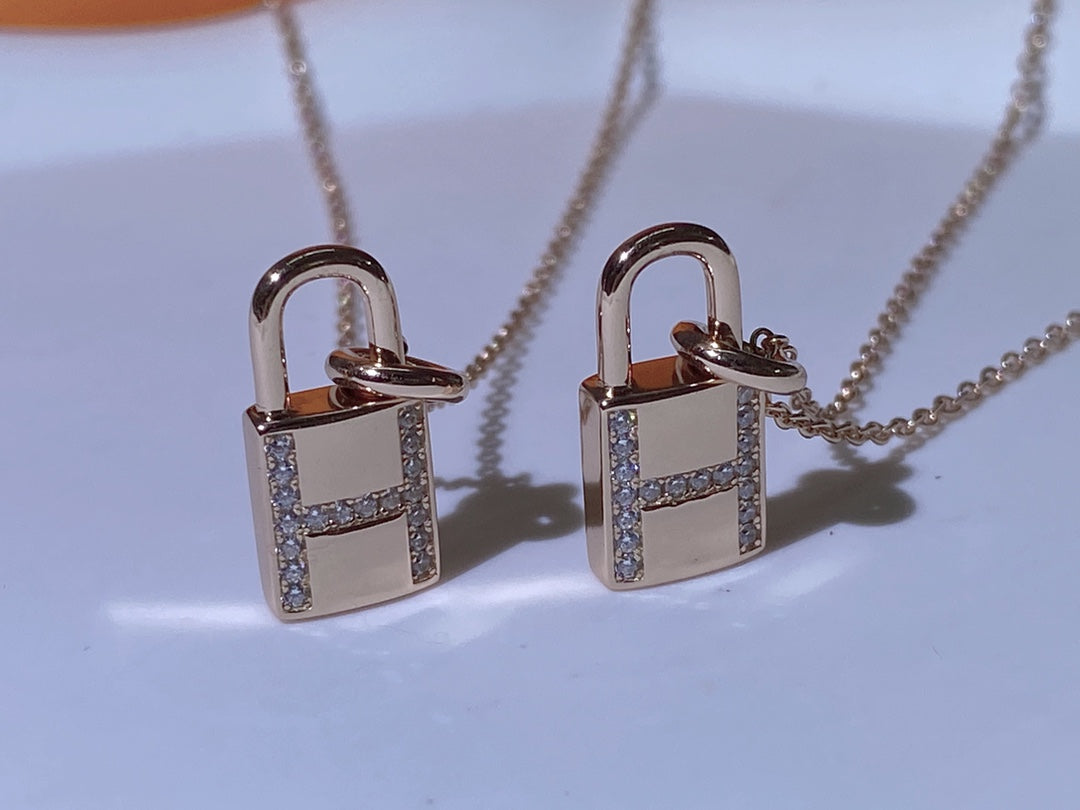 [Radiant Gem]¯HM ADVANCED NICHE LOCK HEAD NECKLACE DIAMONDS