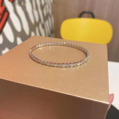 [Radiant Gem]¯BEE LOVE SILVER DIAMOND BRACELET
