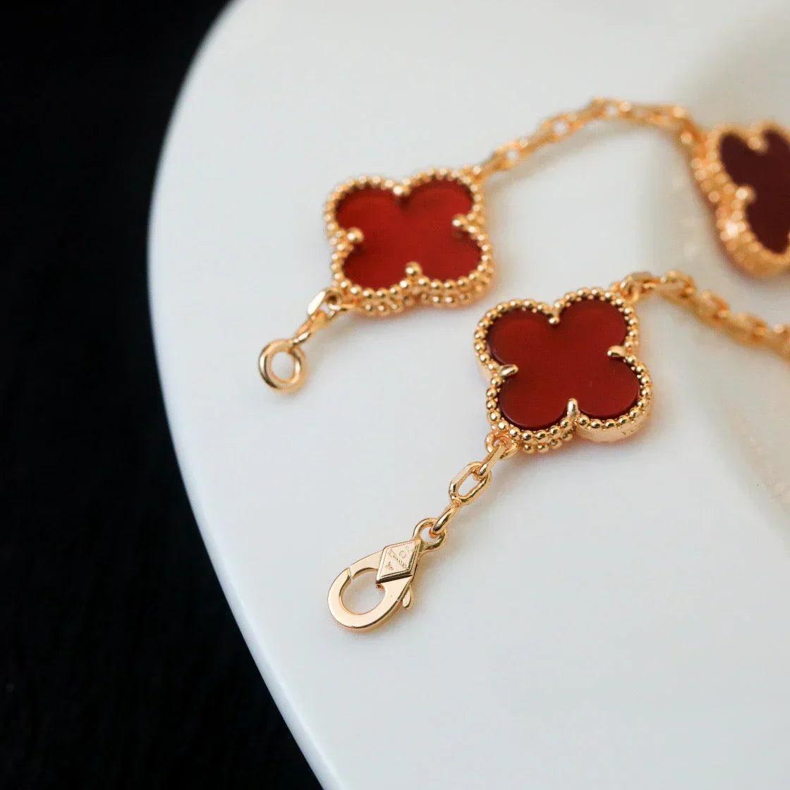 [Radiant Gem]New  CLOVER 5 MOTIF RED CORNELIAN BRACELET COLLECTION