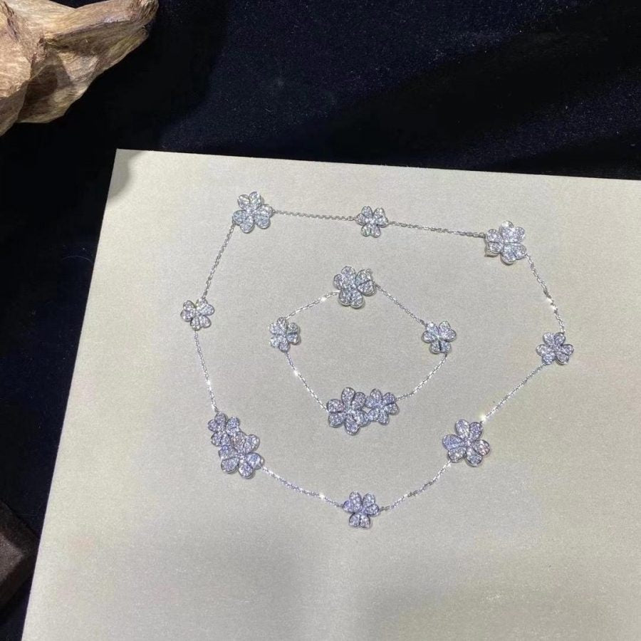 [Radiant Gem]¯FRIVOLE SILVER 5 FLOWERS BRACELET