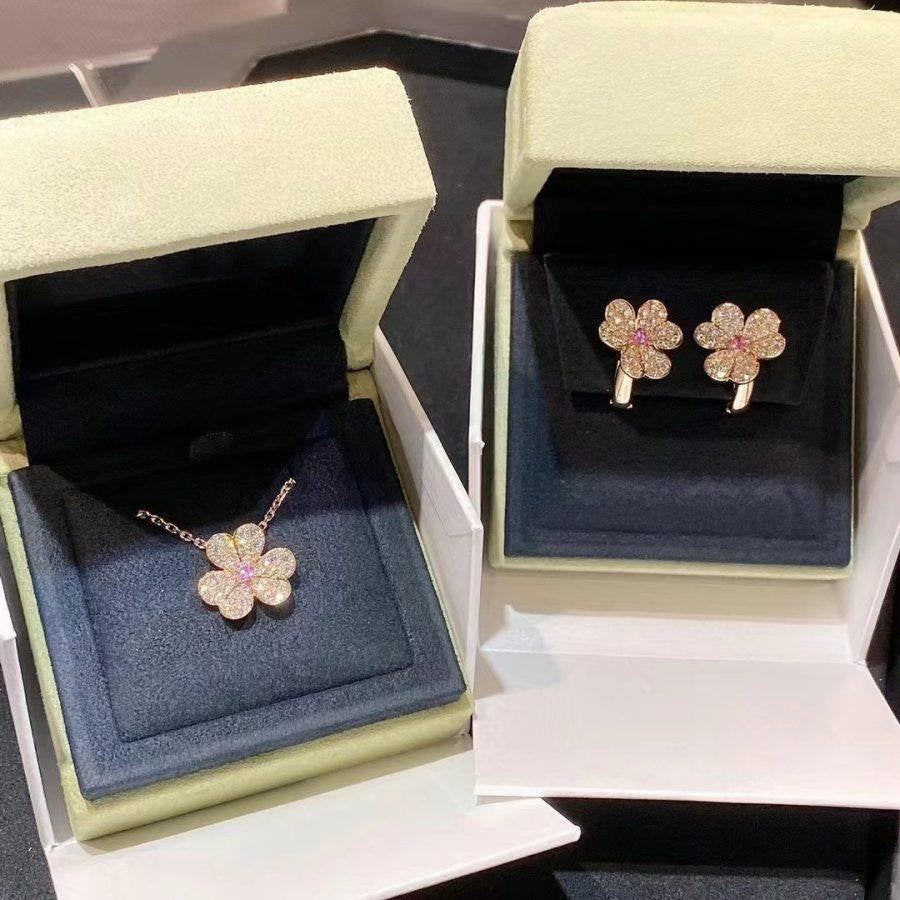 [Radiant Gem]¯FRIVOLE PINK GOLD FLOWER DIAMOND EARRINGS