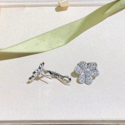 [Radiant Gem]¯FRIVOLE SILVER FLOWER DIAMOND EARRINGS