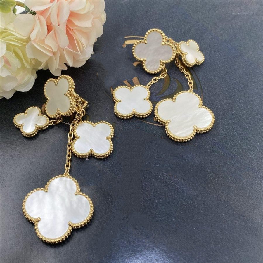 [Radiant Gem]¯CLOVER EARRINGS WHITE MOP 4 MOTIFS GOLD
