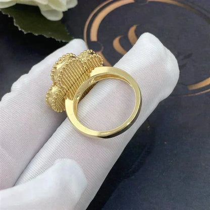 [Radiant Gem]¯CLOVER WHITE MOP RING