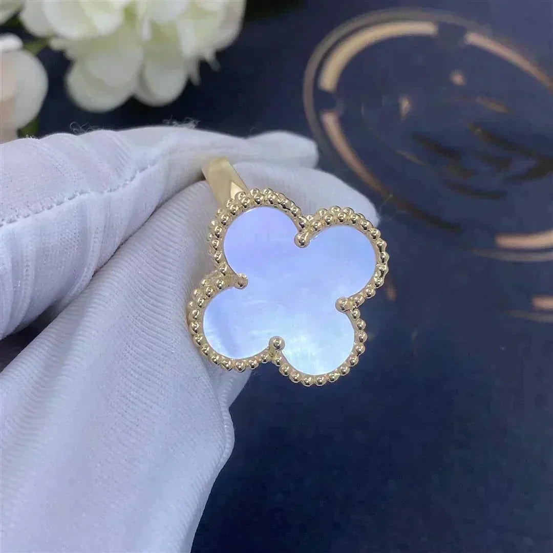 [Radiant Gem]¯CLOVER WHITE MOP RING