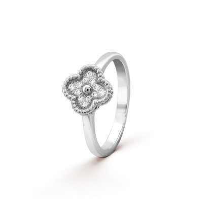 [Radiant Gem]¯CLOVER DIAMOND RING