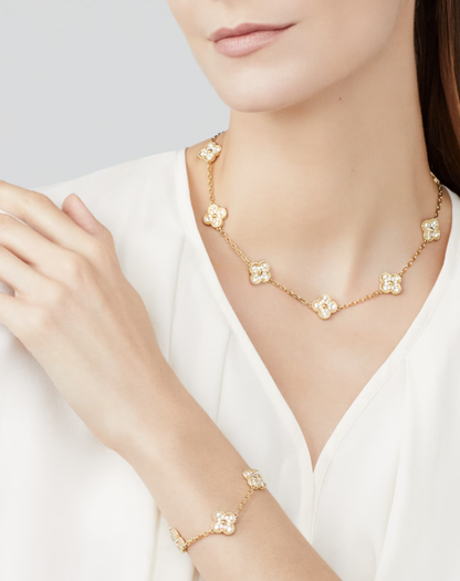 [[Radiant Gem]¯]CLOVER 10 MOTIFS FULL DIAMOND NECKLACE